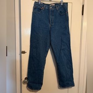 Levis ribcage straight jeans